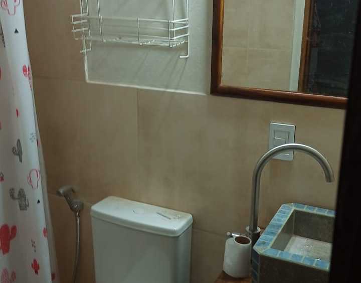 alquilo monoambiente para 4 personas - Imagen 4