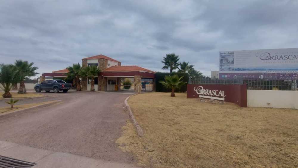  Barrio Carrascal  Azcuenaga al 1000-(Lunlunta), Maipu