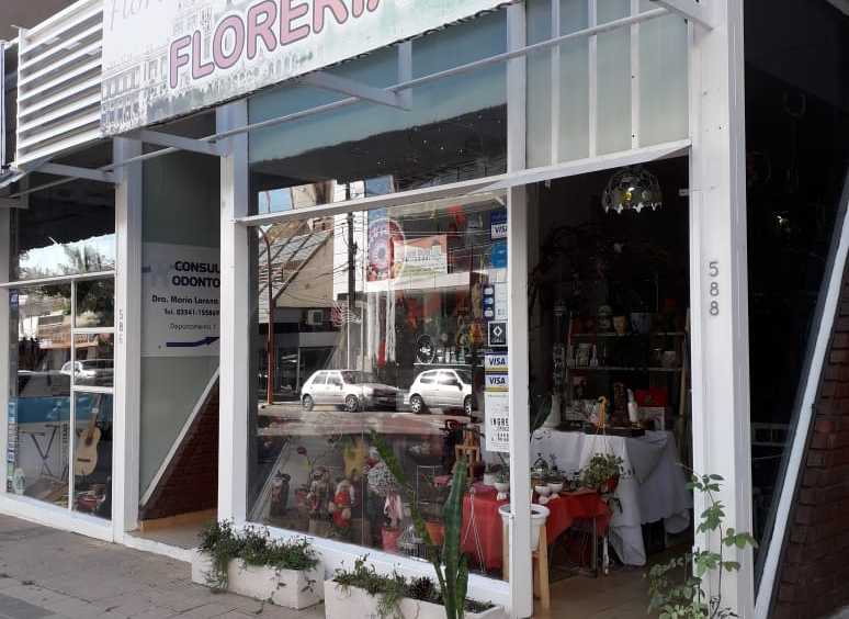 Excelente Local en Villa Carlos Paz en Venta · dueño directo - Imagen 1