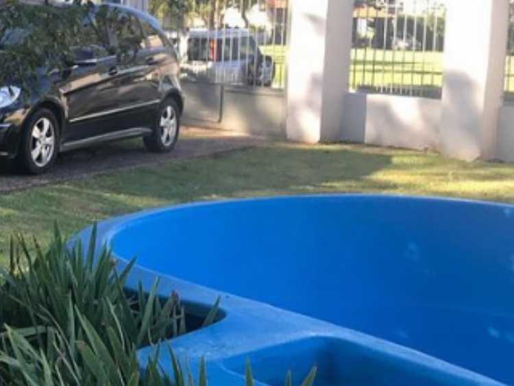 Excelente Casa en Mar del Plata en Temporario · barrio con seguridad · dueño directo · 4 o más dorm · 500 m² de lote - Imagen 3