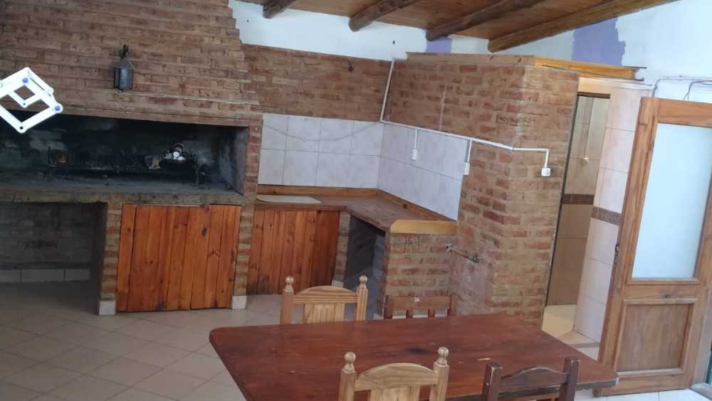 Casa Con Local En Venta!!! Excelente Oportunidad!!! - Casa en Venta en Plottier con 3 dorm. y 121 m2 cubiertos - imagen 8