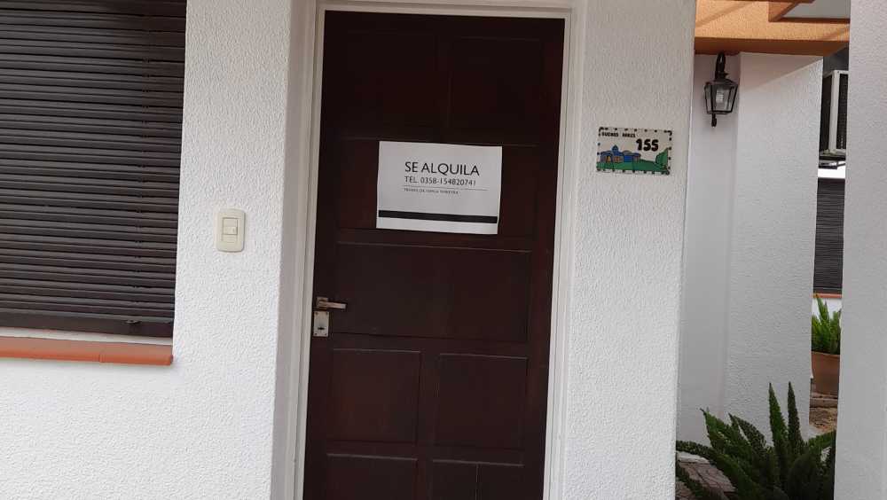 Casa Centrica sobre Ruta Nacional 158 - Imagen 1