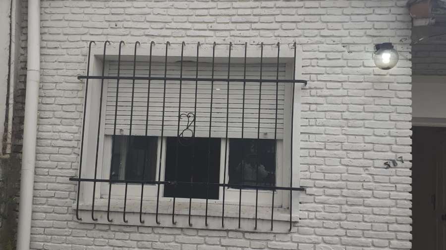 Comprar Departamento en Moron · dueño directo · 2 dorm · cochera · 165 m² de lote - Imagen 1
