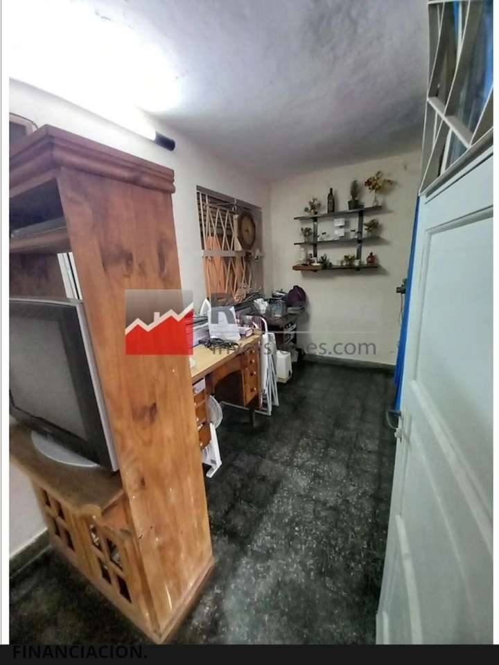 Casa En Venta 3 Dormitorios - Barrio Las Heras, Rosario - Casa en Venta en Rosario con 3 dorm., 5 amb., 94 m2 cubiertos y 140 m2 totales - imagen 7