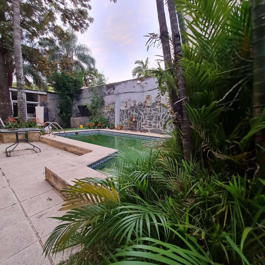 Terreno disponible en Corrientes · 400 m² de lote · dueño directo · 4 o más dorm · 3 cocheras - Imagen 3