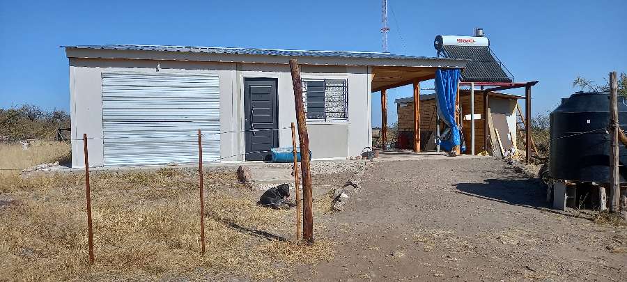 Vendo Casa Con Mobiliario, Pickup, Moto - Casa en Venta en Capilla del Monte con 3 dorm., 4 amb., 100 m2 cubiertos y 800 m2 totales - imagen 6