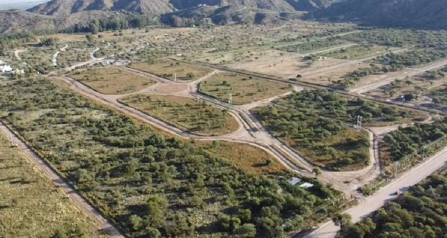 Lote en Barrio Privado Las Rosas II - Imagen 1