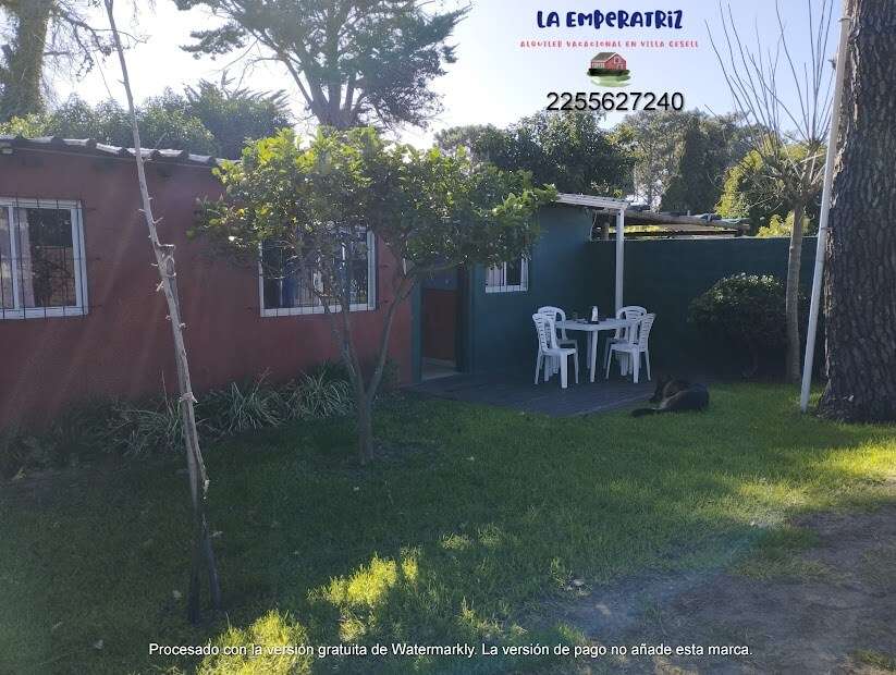 Paseo 104 725, Villa Gesell