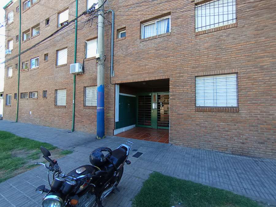 Casa única en Rosario en Venta · dueño directo · 3 dorm · cochera · 60 m² de lote - Imagen 1