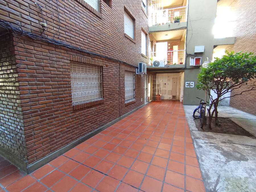 Casa única en Rosario en Venta · dueño directo · 3 dorm · cochera · 60 m² de lote - Imagen 3