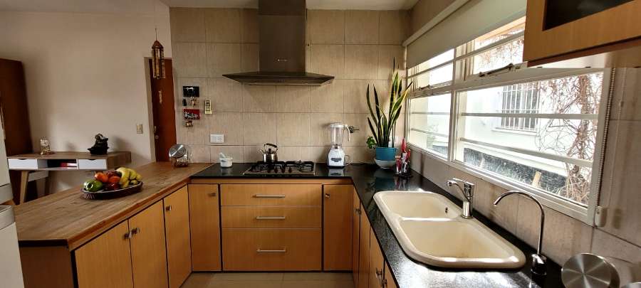 Particular Vende - Casa en Venta en Neuquén con 3 dorm., 3 amb., 170 m2 cubiertos y 500 m2 totales - imagen 9