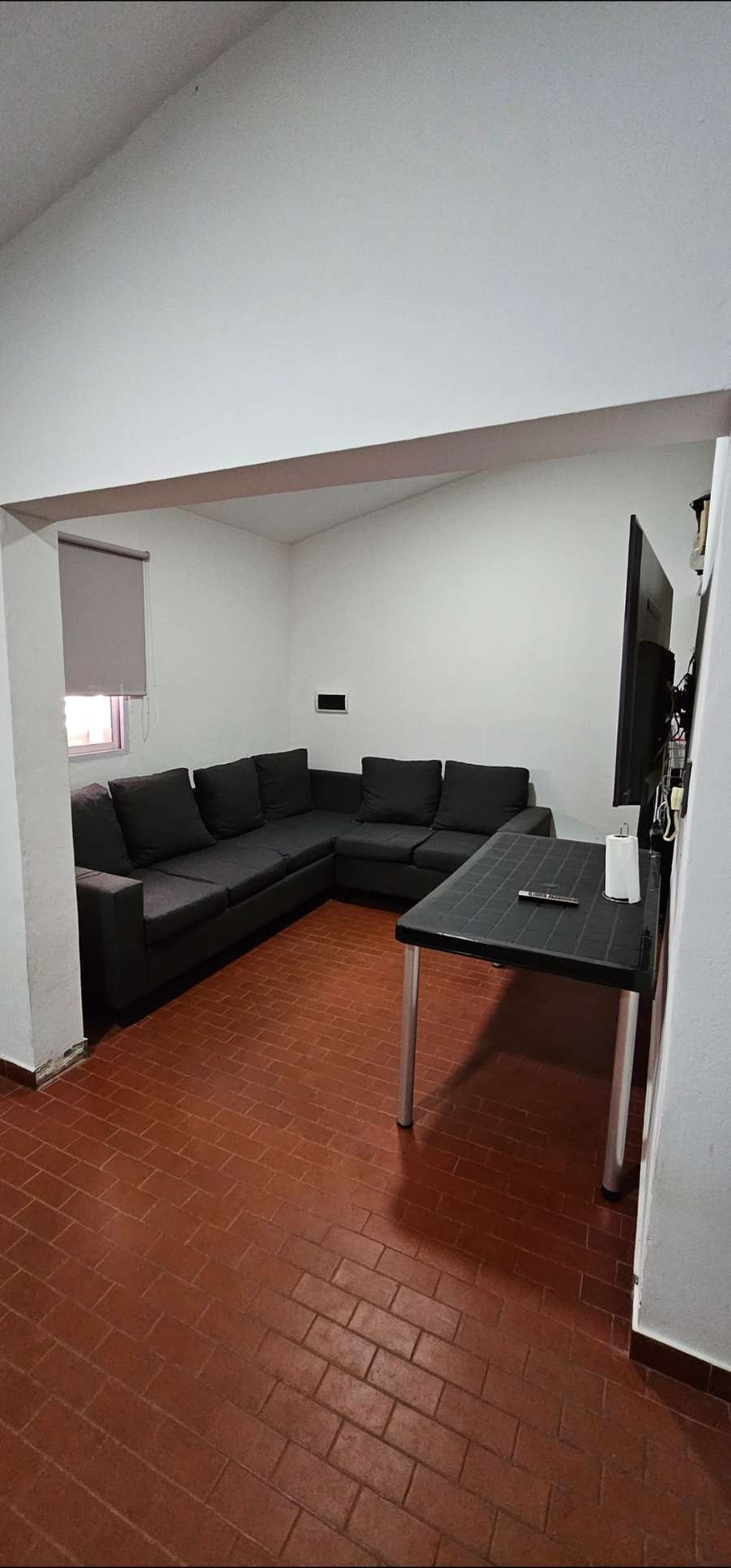Casa en Venta en General Deheza, · dueño directo · 2 dorm · cochera · 260 m² de lote - Imagen 2