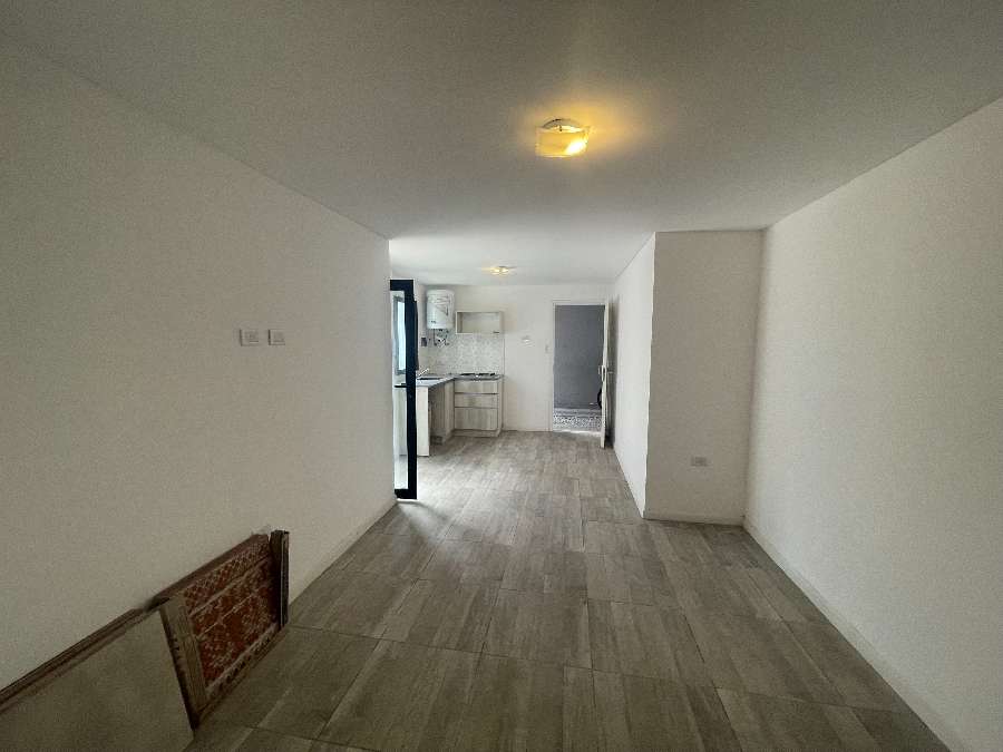 PH 2 AMBIENTES C/PATIO Y COCHERA - Imagen 2