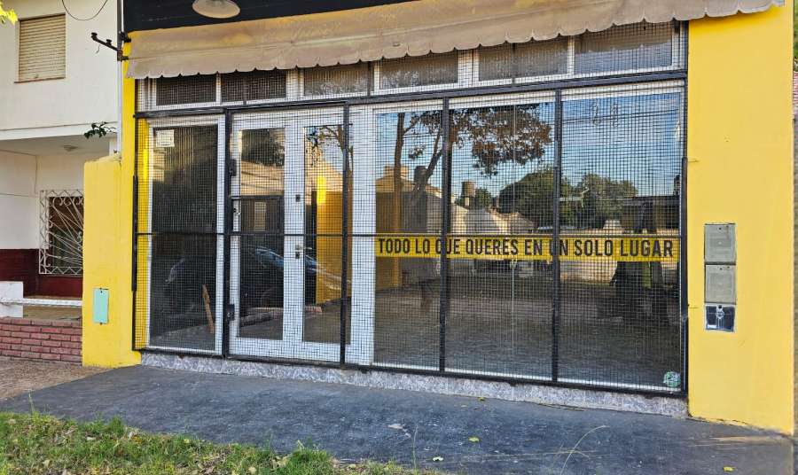 Local en Alquiler en Santa Teresita con · dueño directo · 1 ambientes - Imagen 1