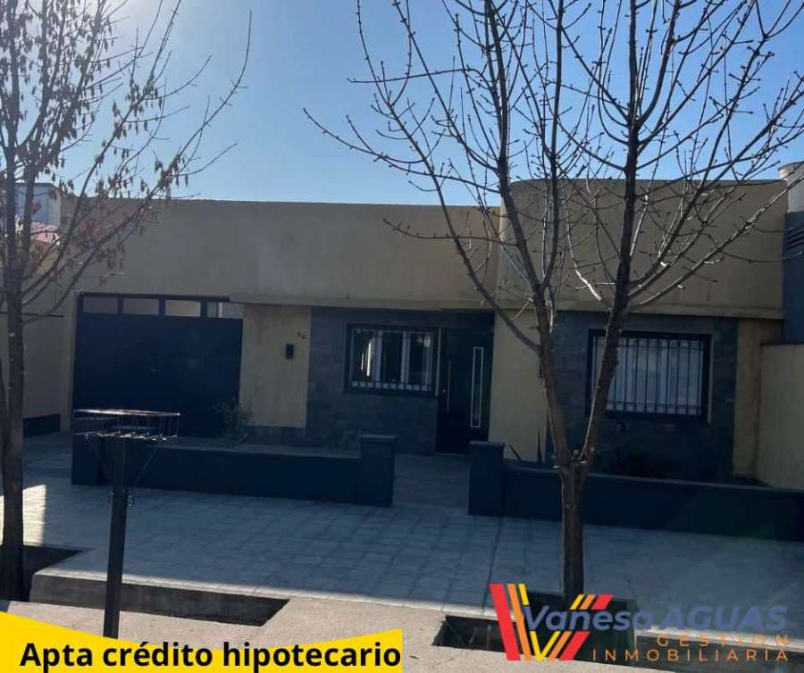 Casa En Venta En Calle Fleming 40 - Casa en Venta en General Alvear con 2 dorm. y 6 amb. - imagen 2