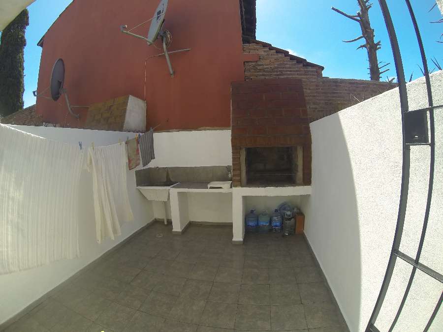 Dplex En Costa Azul - Casa en Temporario en La Lucila con 2 dorm., 3 amb., 45 m2 cubiertos y 54 m2 totales - imagen 4