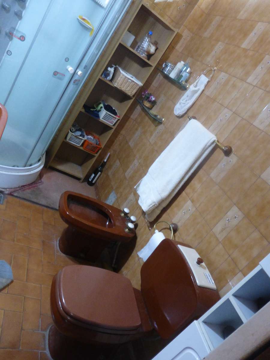 vendo duplex en esquina 5 ambientes - Imagen 1