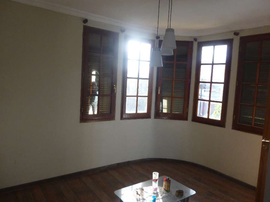Vendo Duplex En Esquina 5 Ambientes - Casa en Venta con 3 dorm., 5 amb., 120 m2 cubiertos y 81 m2 totales - imagen 4