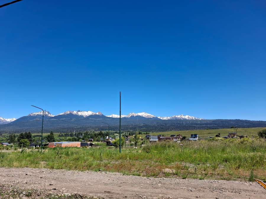 Campo en Venta en Trevelin · frente 18,7 m · largo 24,5 m · 460 m² de lote · dueño directo - Imagen 2