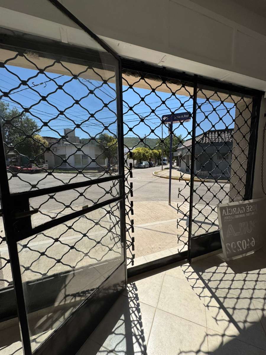 Local Comercial A Estrenar - Local en Alquiler en La Calera con 40 m2 cubiertos - imagen 4