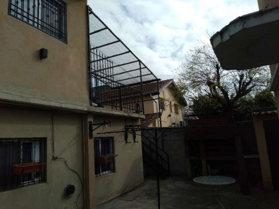 Casa Multi Familiar - Casa en Venta en Ituzaingo con 4 dorm., 3 amb., 150 m2 cubiertos y 250 m2 totales - imagen 4