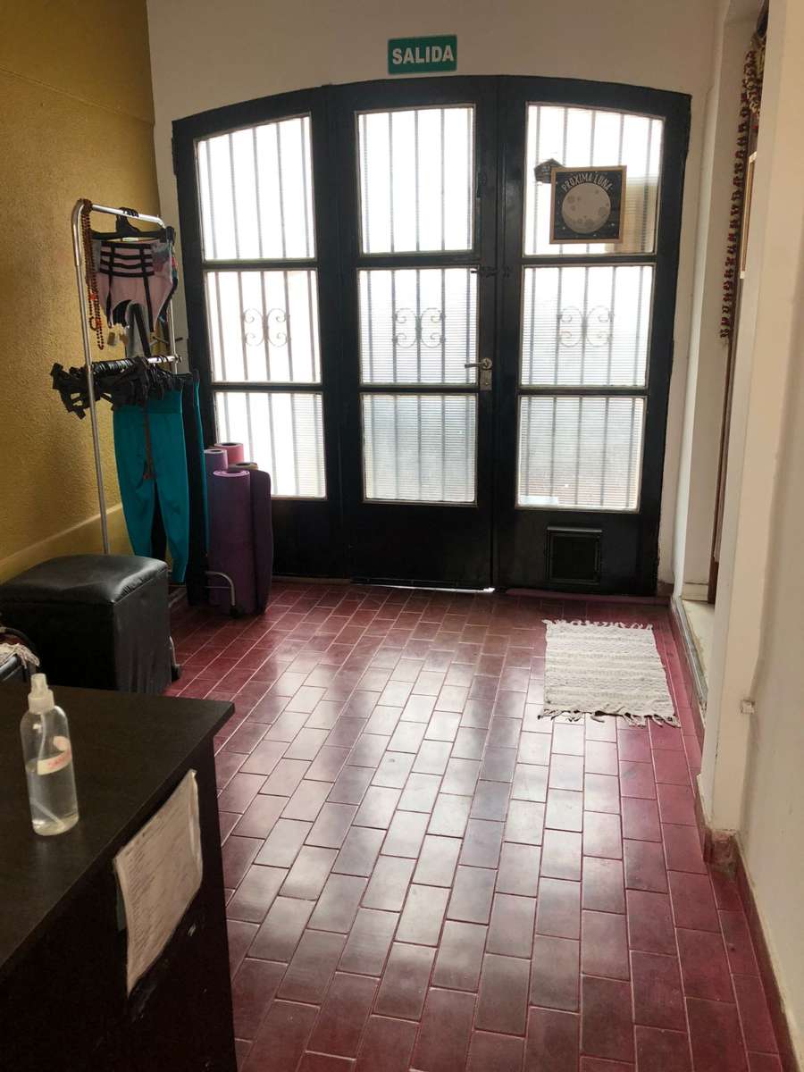 En Córdoba, Casa en Venta · dueño directo · 1 dorm · cochera · 109 m² de lote - Imagen 3