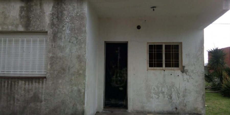 Casa De Tres Ambientes - Casa en Venta en Mar de Ajo con 2 dorm., 50 m2 cubiertos y 300 m2 totales - imagen 1