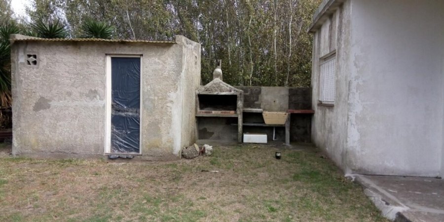 Casa De Tres Ambientes - Casa en Venta en Mar de Ajo con 2 dorm., 50 m2 cubiertos y 300 m2 totales - imagen 3