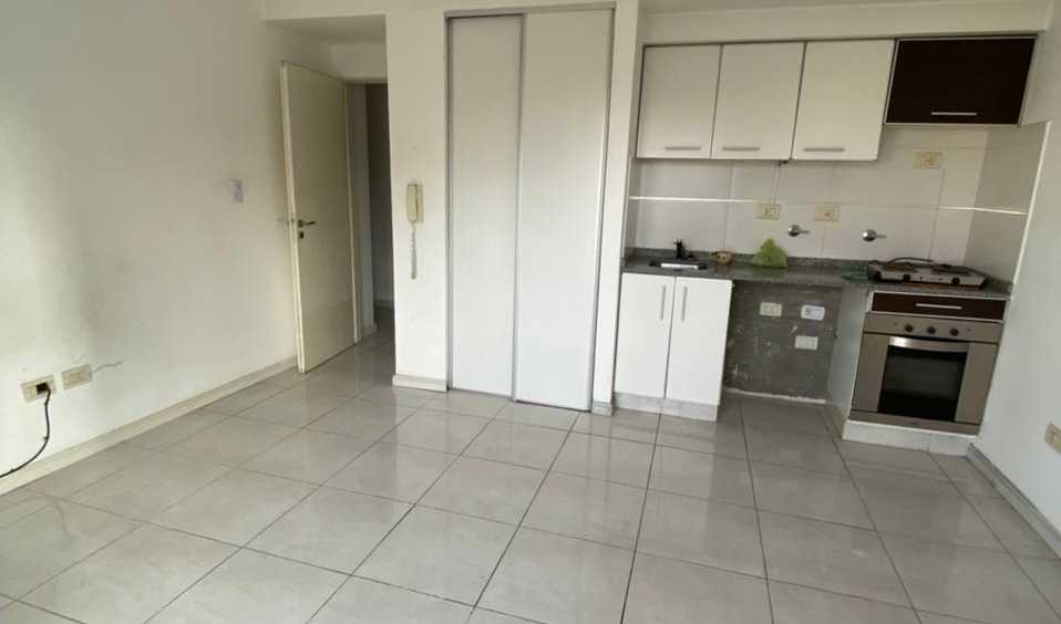 Departamento En Alquiler Monoambiente - Departamento en Alquiler en Lanus con 1 dorm., 1 amb. y 28 m2 cubiertos - imagen 3