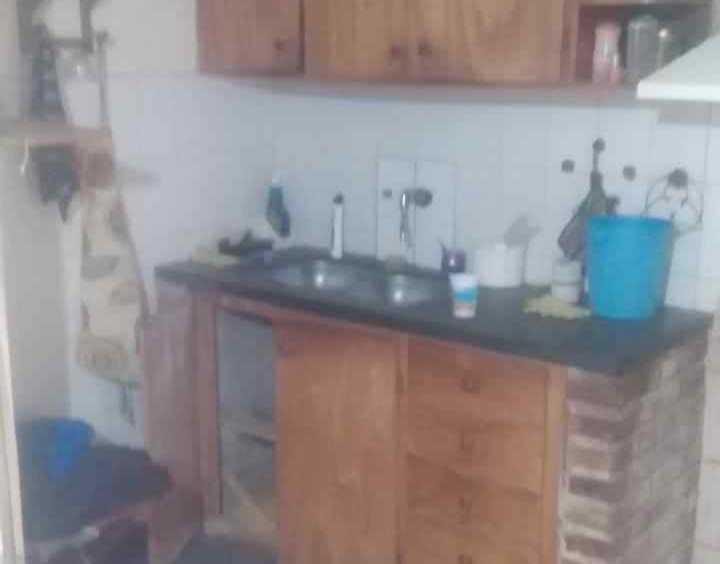 Vendo Casa De 2 Dormitorios Con Departamento En Barrio Santa Isabel - Casa en Venta en Córdoba con 4 dorm., 6 amb., 103 m2 cubiertos y 540 m2 totales - imagen 2