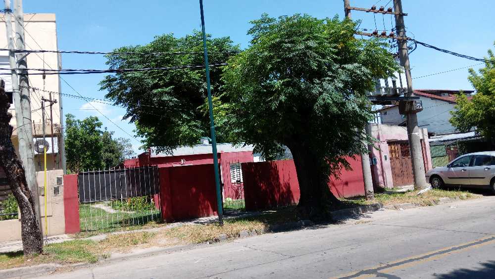 Lote pripio con casa de 5 amb - Imagen 2