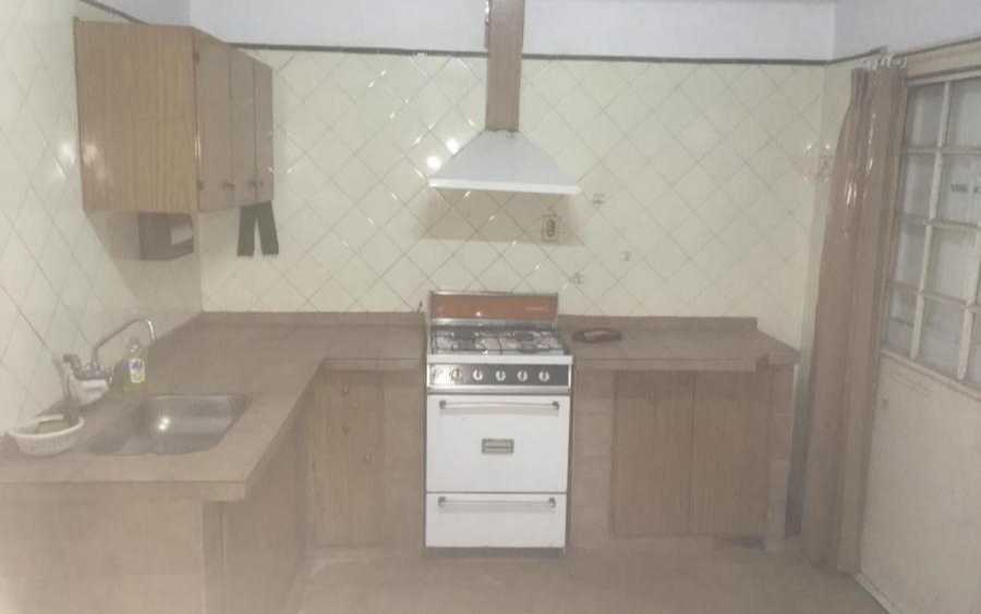 SE VENDE CASA A REFACCIONAR MAS 4 TERRENOS CON SALIDA AL ARROYO EN TANTI - Imagen 5