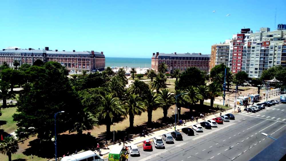 3 ambientes con vista al mar en plaza colon - Imagen 1