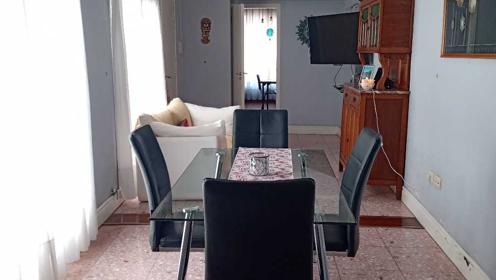 En Venta En Lincoln. Oportunidad Imperdible En Pleno Centro! - Casa en Venta en Lincoln con 3 dorm., 6 amb., 150 m2 cubiertos y 468 m2 totales - imagen 7