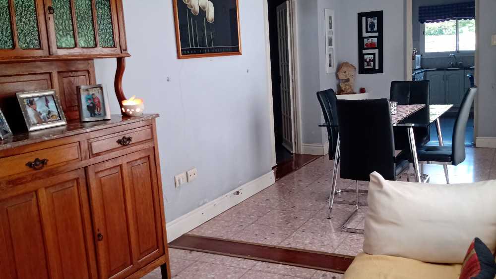 En Venta En Lincoln. Oportunidad Imperdible En Pleno Centro! - Casa en Venta en Lincoln con 3 dorm., 6 amb., 150 m2 cubiertos y 468 m2 totales - imagen 6