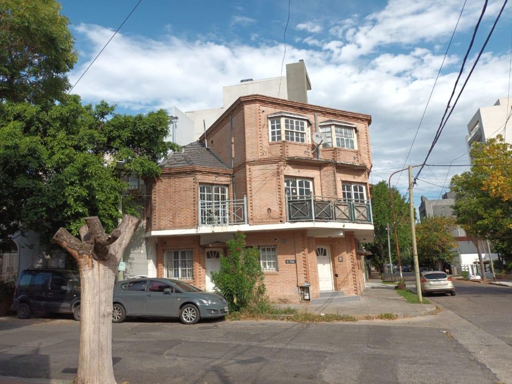 Dueo Vende Urgente Esplendido Duplex En Pleno Centro Residencial De Bernal - Departamento en Venta en Bernal con 2 dorm. y 5 amb. - imagen 5