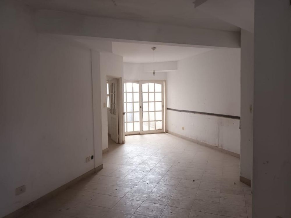Dueo Vende Urgente Esplendido Duplex En Pleno Centro Residencial De Bernal - Departamento en Venta en Bernal con 2 dorm. y 5 amb. - imagen 8