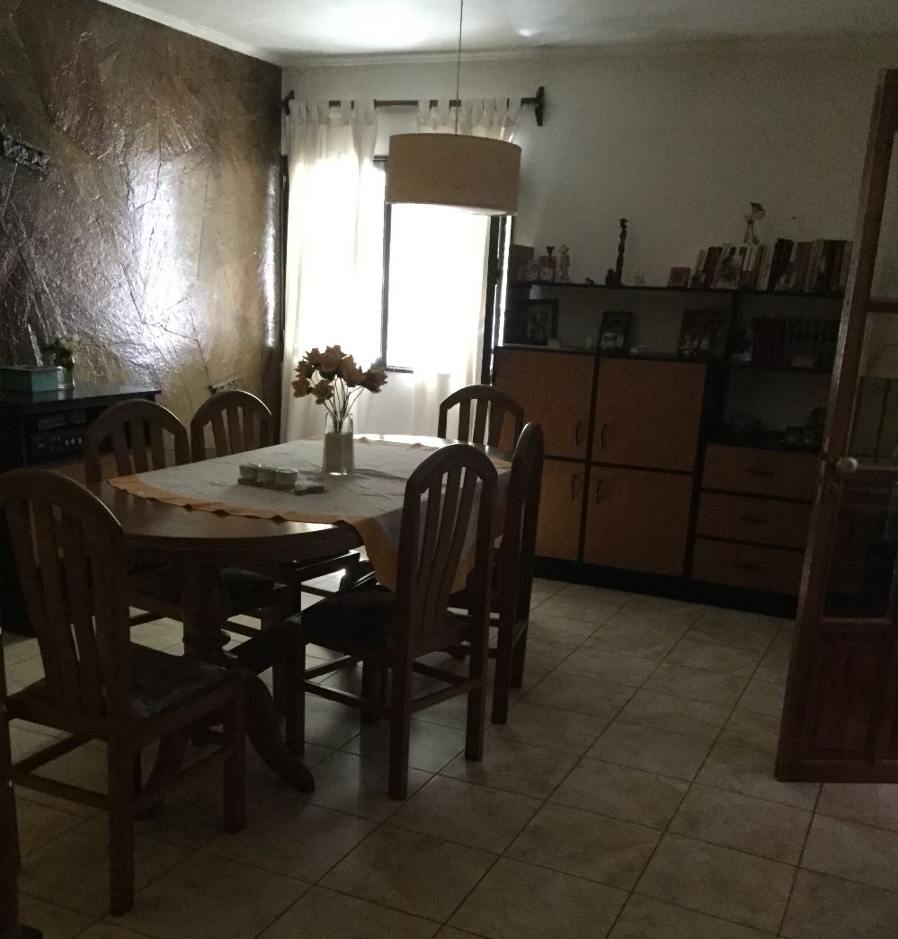 Local en Venta en Villa Nueva · dueño directo · 3 dorm · cochera · 200 m² de lote - Imagen 1