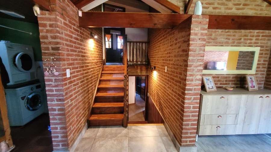 Venta Casa Bosque Peralta Ramos Con Parque - Casa en Venta en Mar del Plata con 2 dorm., 3 amb., 165 m2 cubiertos y 490 m2 totales - imagen 9