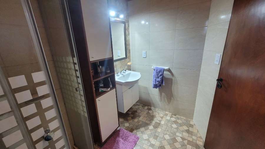 Venta Casa Bosque Peralta Ramos Con Parque - Casa en Venta en Mar del Plata con 2 dorm., 3 amb., 165 m2 cubiertos y 490 m2 totales - imagen 13