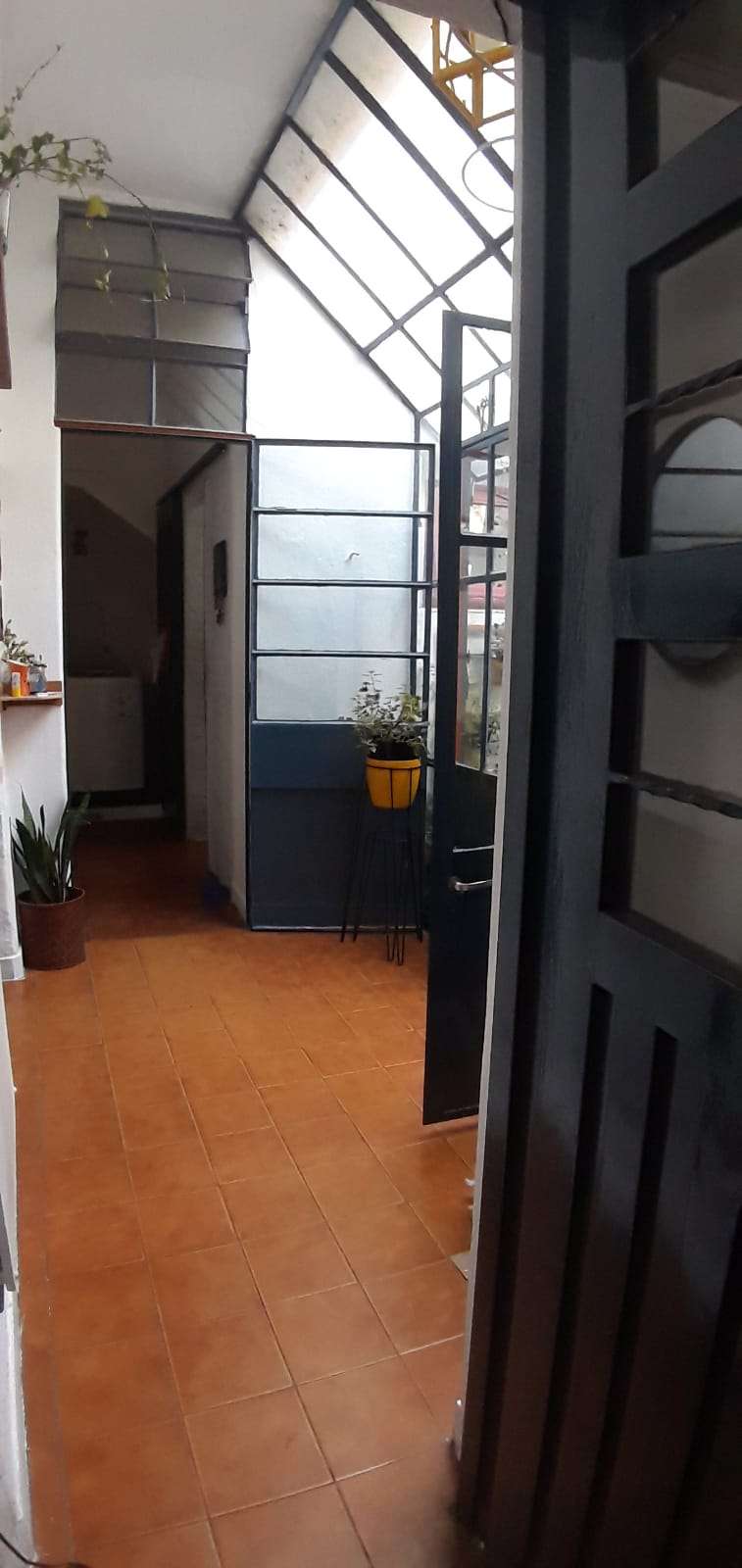 En Colegiales, Departamento en Venta · dueño directo · 3 dorm · 4 ambientes · 111 m² de lote - Imagen 2