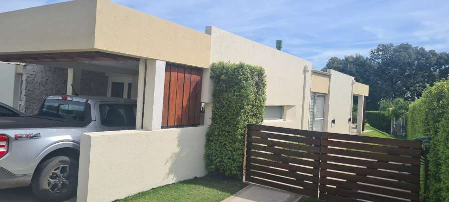 Venta Casa 4 Amb Con Pileta Arenas Del Sur - Casa en Venta en Mar del Plata con 3 dorm., 4 amb., 220 m2 cubiertos y 818 m2 totales - imagen 11