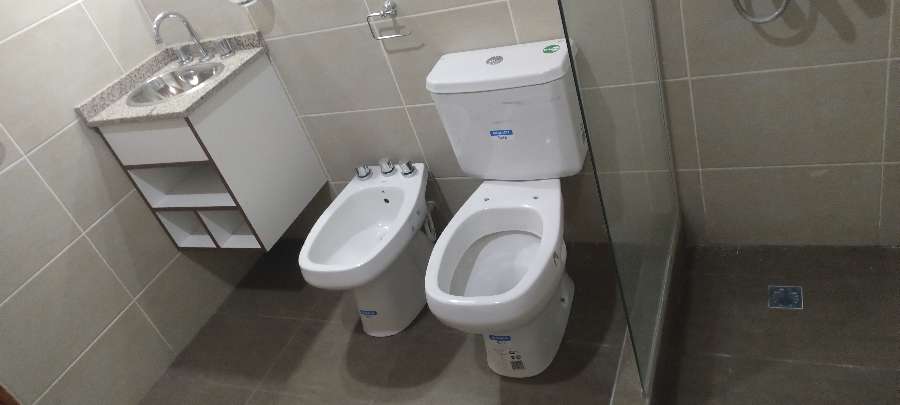 Vendo Recibo Permutas Diferencia Contado - Casa en Venta en Mendoza con 2 dorm., 5 amb., 128 m2 cubiertos y 567 m2 totales - imagen 11
