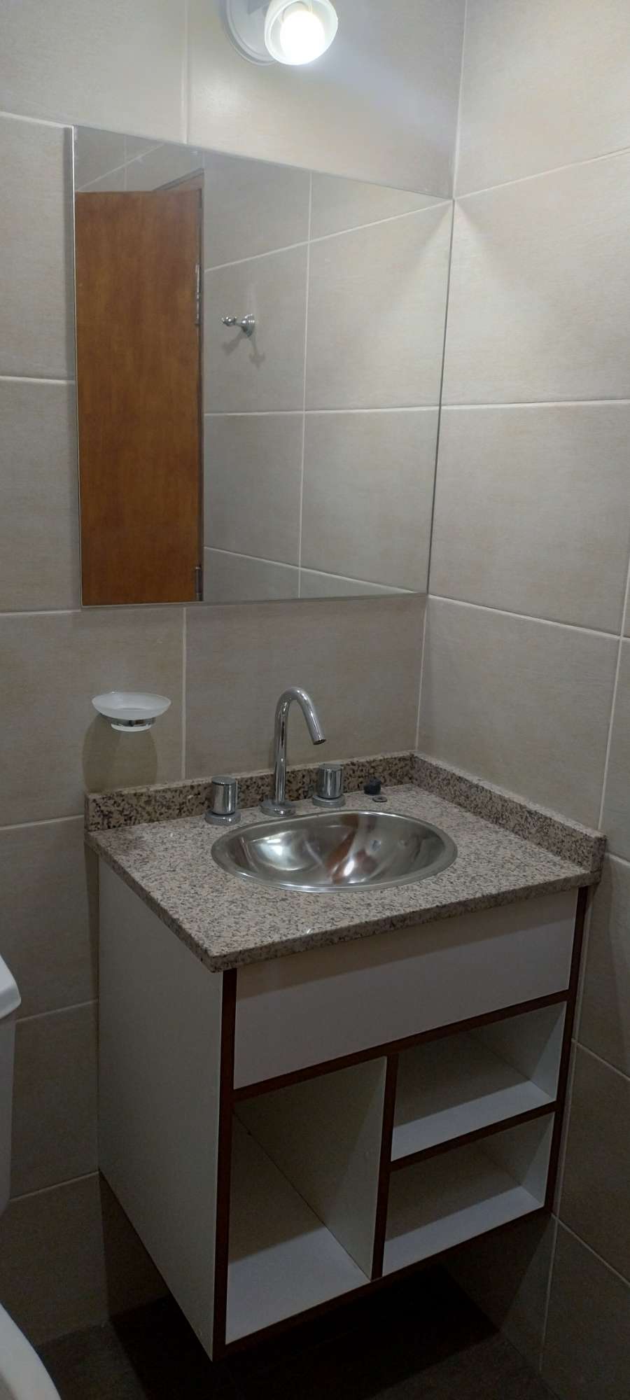 Vendo Recibo Permutas Diferencia Contado - Casa en Venta en Mendoza con 2 dorm., 5 amb., 128 m2 cubiertos y 567 m2 totales - imagen 13