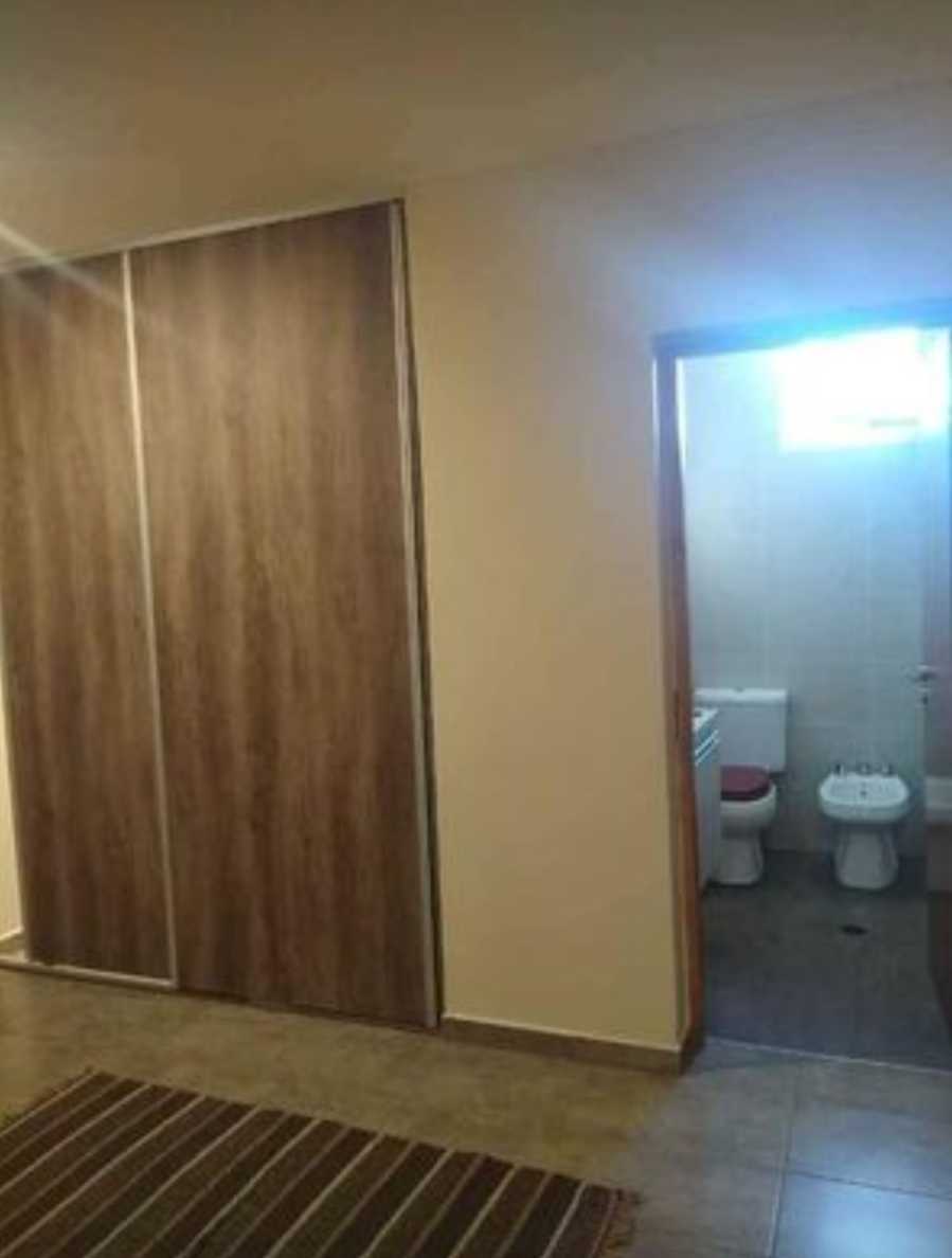 Vendo Escucho Contado - Casa en Venta en Mendoza con 4 dorm., 5 amb., 330 m2 cubiertos y 1.350 m2 totales - imagen 8