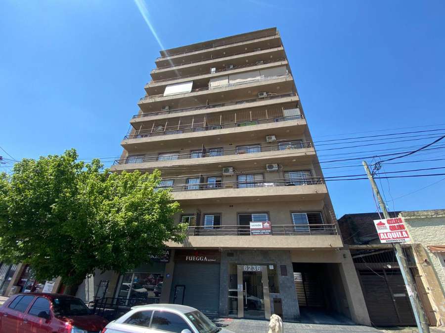 Zeballos 6233, Wilde