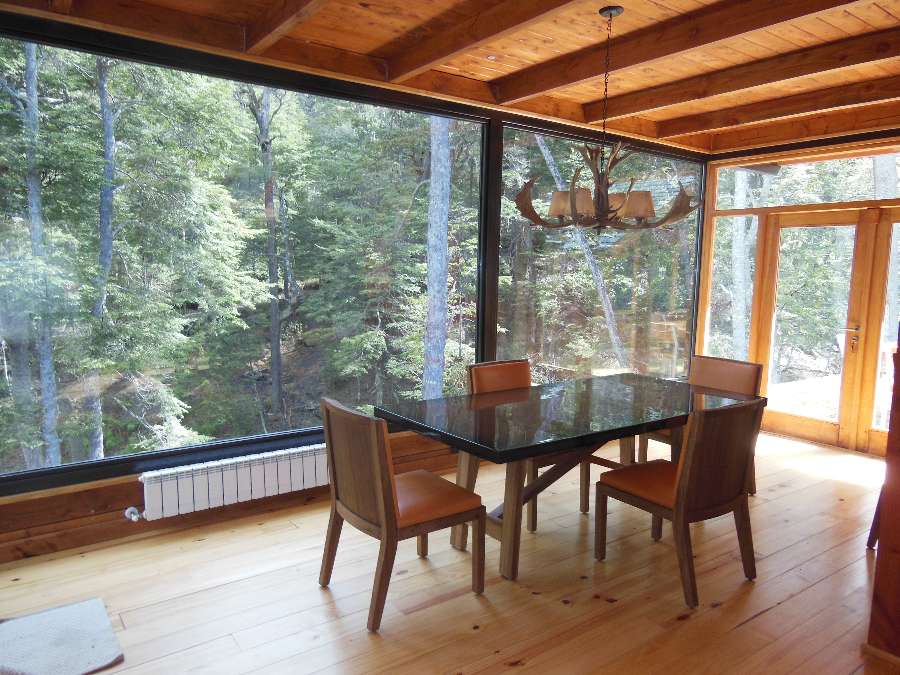 Casa En Alquiler Permenente En Villa La Angostura - Casa en Alquiler en Villa La Angostura con 3 dorm., 4 amb., 2.373 m2 cubiertos y 237 m2 totales - imagen 10