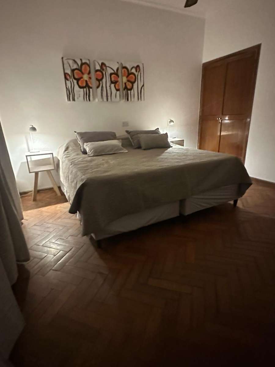 Casa en Mendoza en Temporario · dueño directo · 2 dorm · cochera · 270 m² de lote - Imagen 2