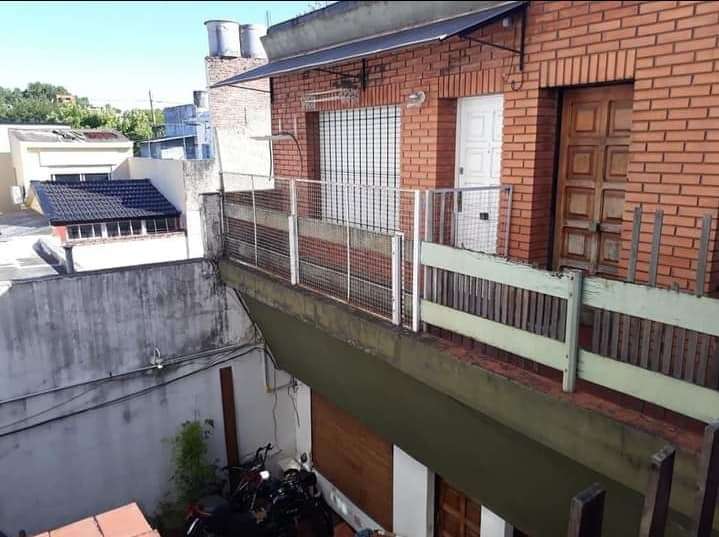 Oportunidad!! PH EN VENTA,CARAPACHAY. - Imagen 5