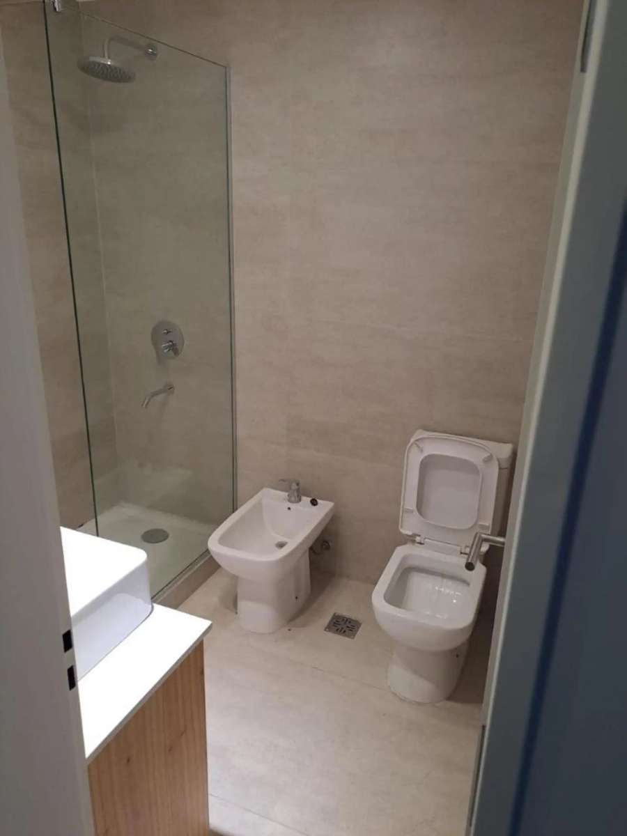 Hermosa Casa En Sausolito!! - Casa en Venta en Pilar con 4 dorm., 6 amb. y 1.900 m2 totales - imagen 5